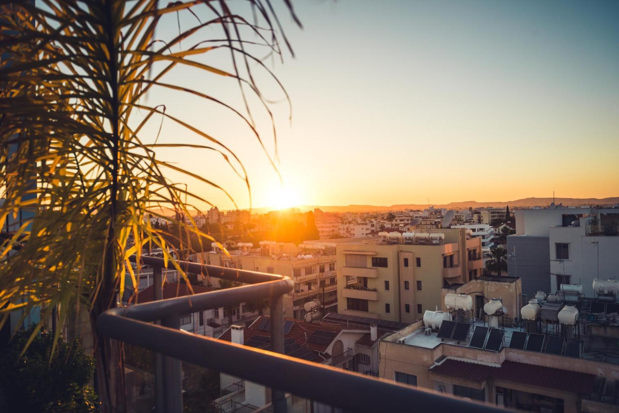Rise Urban Art Hotel لارنكا المظهر الخارجي الصورة